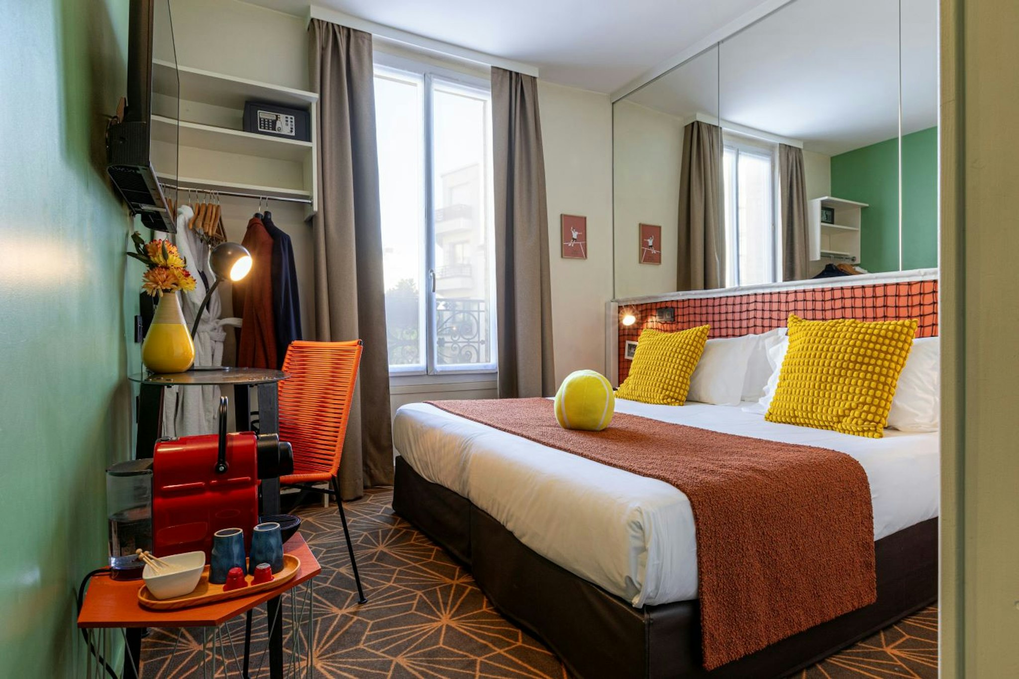 OLYMPIC HOTEL 12/51