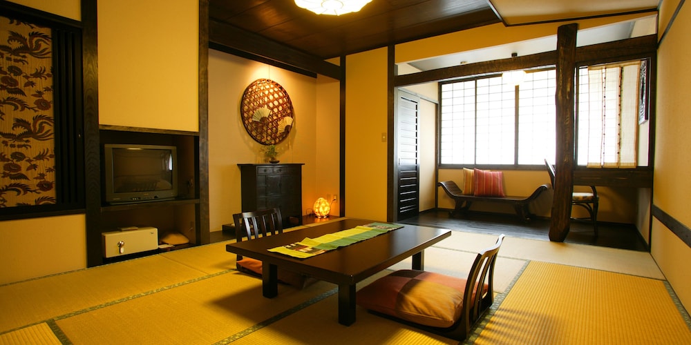Miyako 33/50