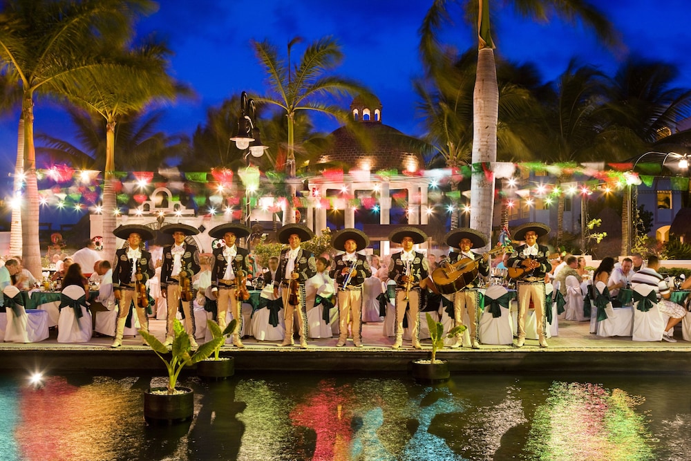 Excellence Riviera Cancun - Adults Only 10/66