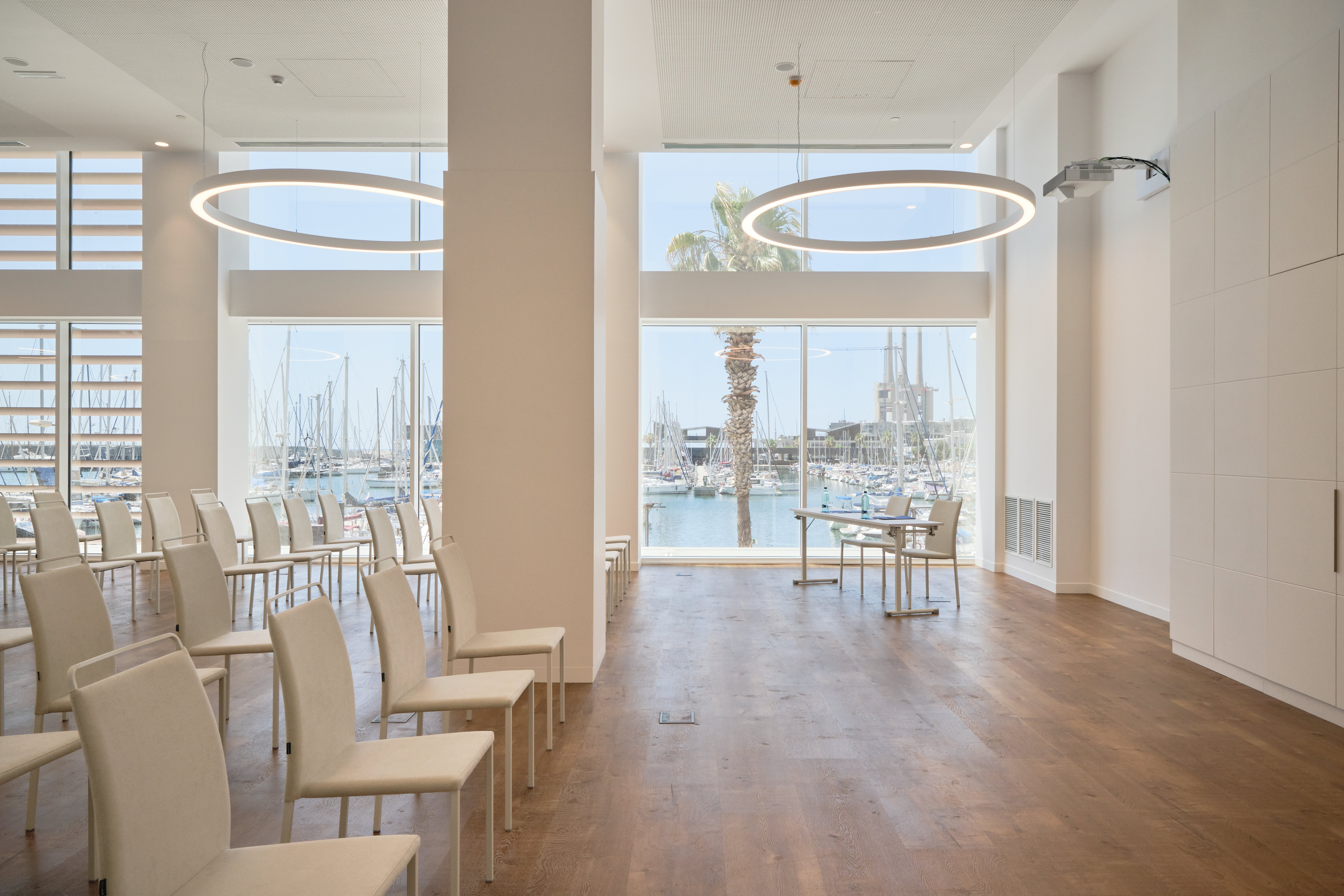 Hotel Marina Badalona 35/50