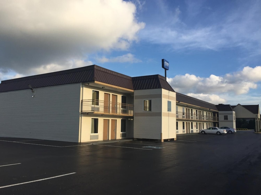 Americas Best Value Inn Manchester TN 5/22