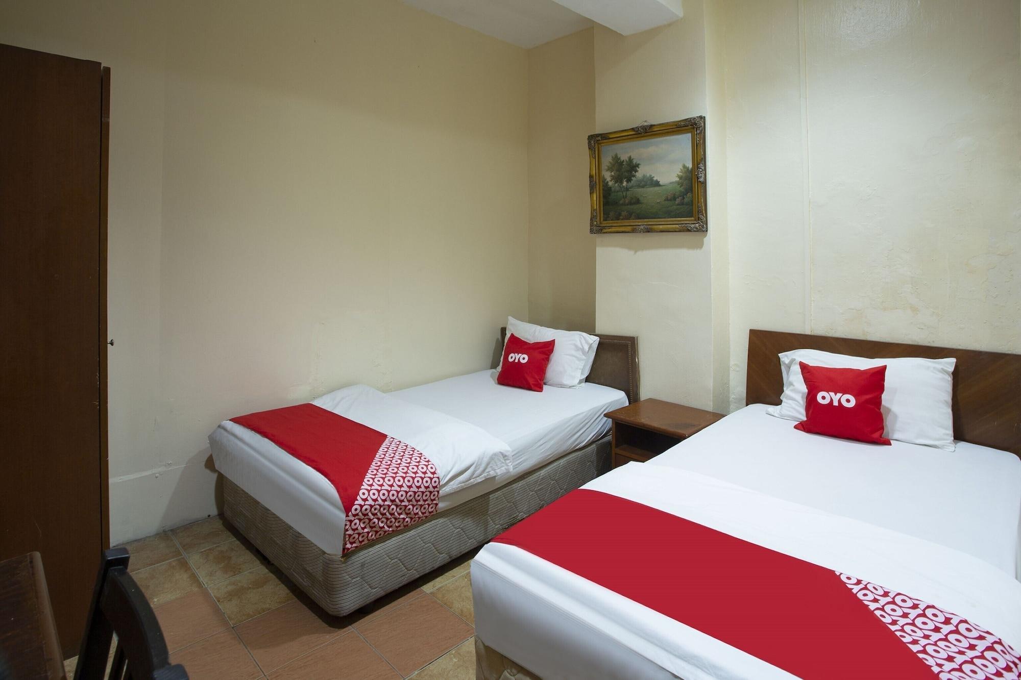 SPOT ON 90137 Casavilla Hotel Pudu 11/50