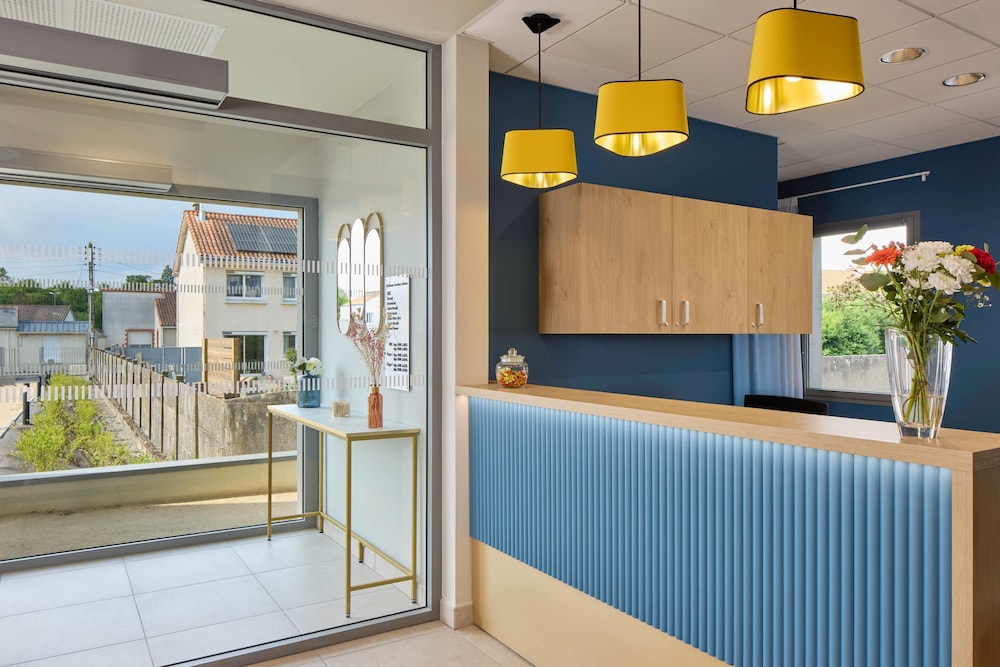 Quality Aparthotel Cholet 8/32