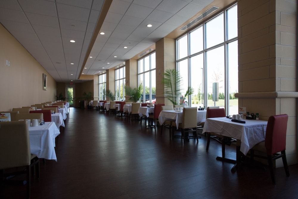 Holiday Inn Murfreesboro 42/54