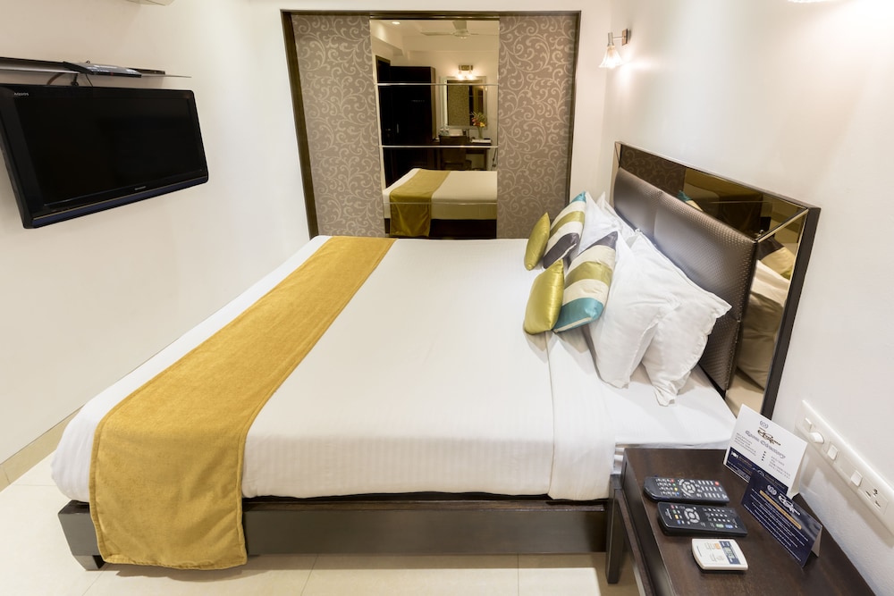 Manama Hotel 12/29