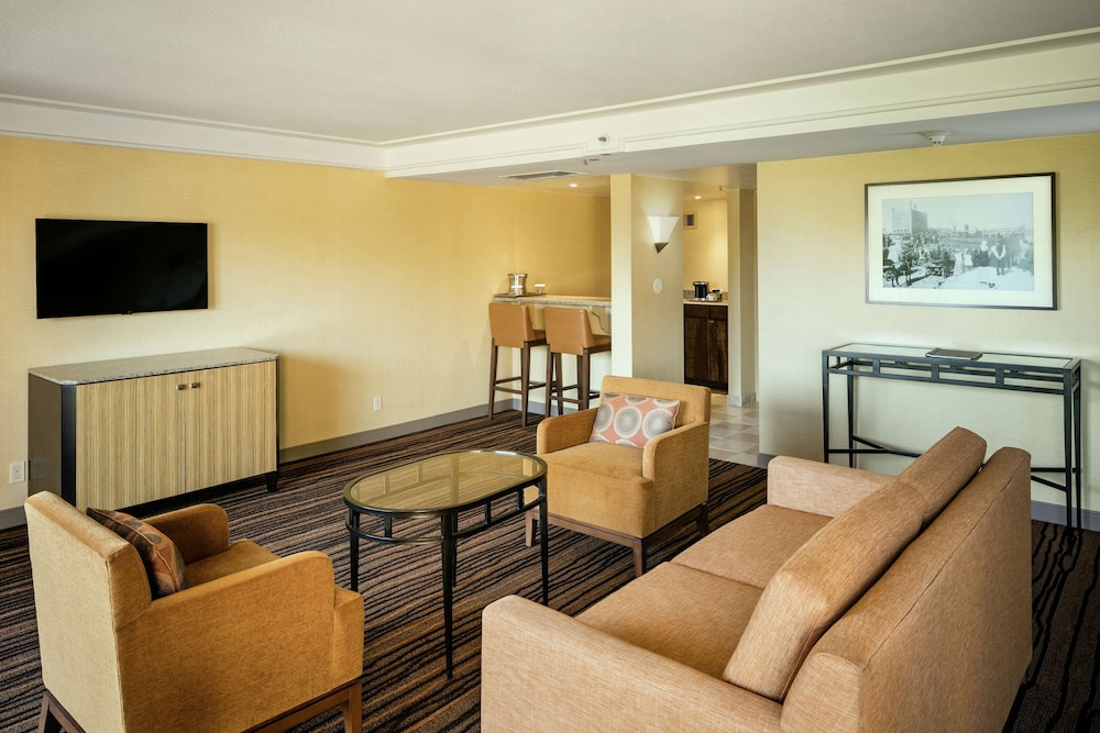 Hilton Stockton 27/51