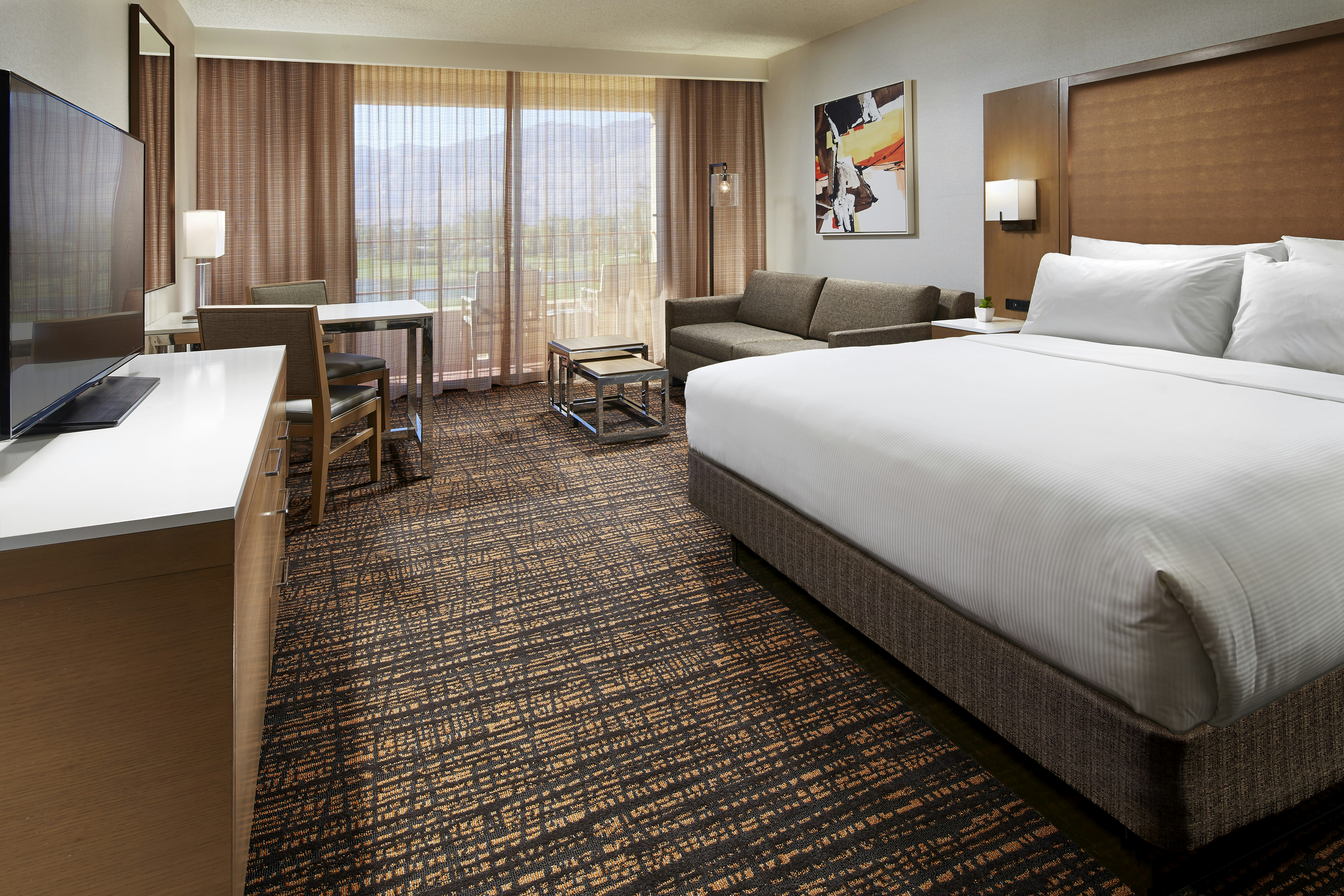 Room, King Bed, Balcony or Patio