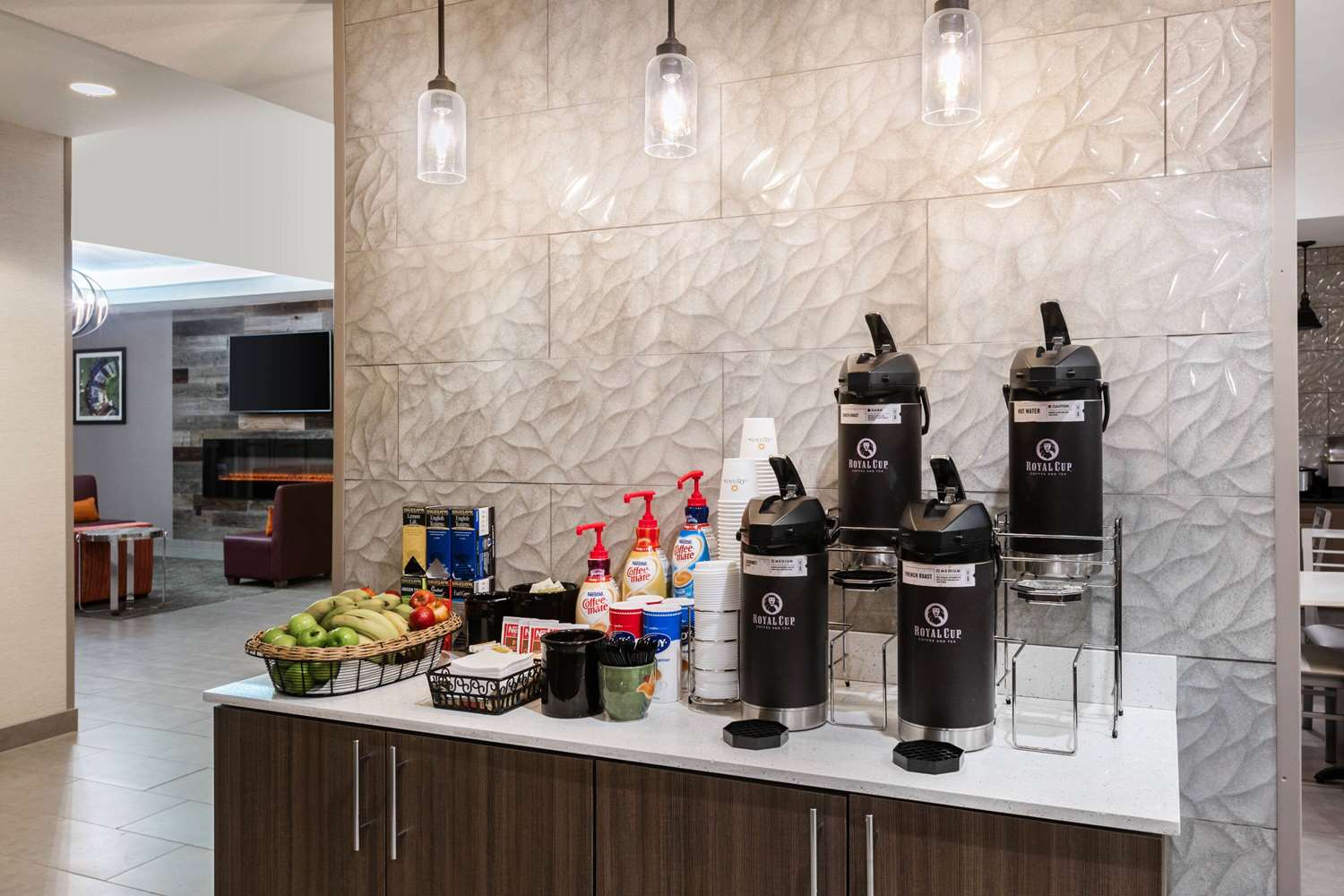 La Quinta Inn & Suites by Wyndham Fredericksburg 28/48