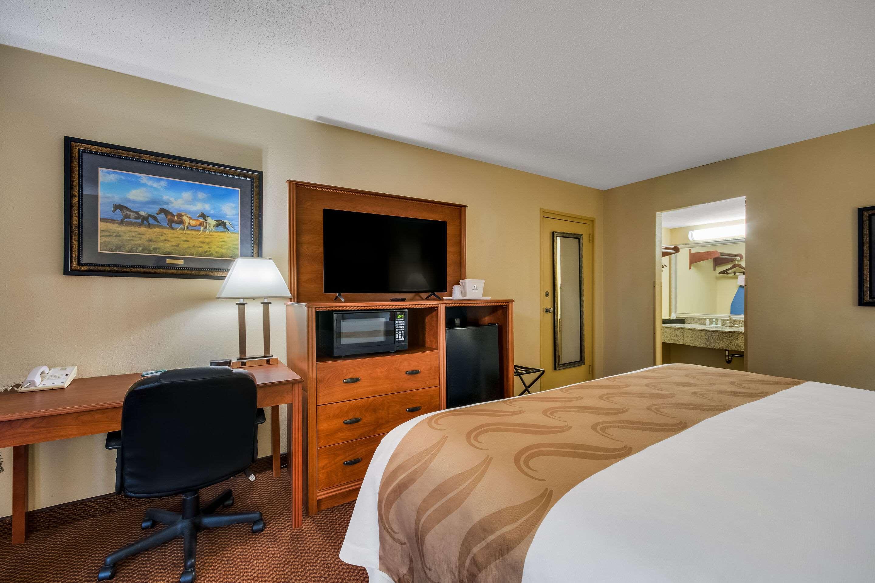 غرفة بسرير كينج، Quality Inn Chickasha 3/5
