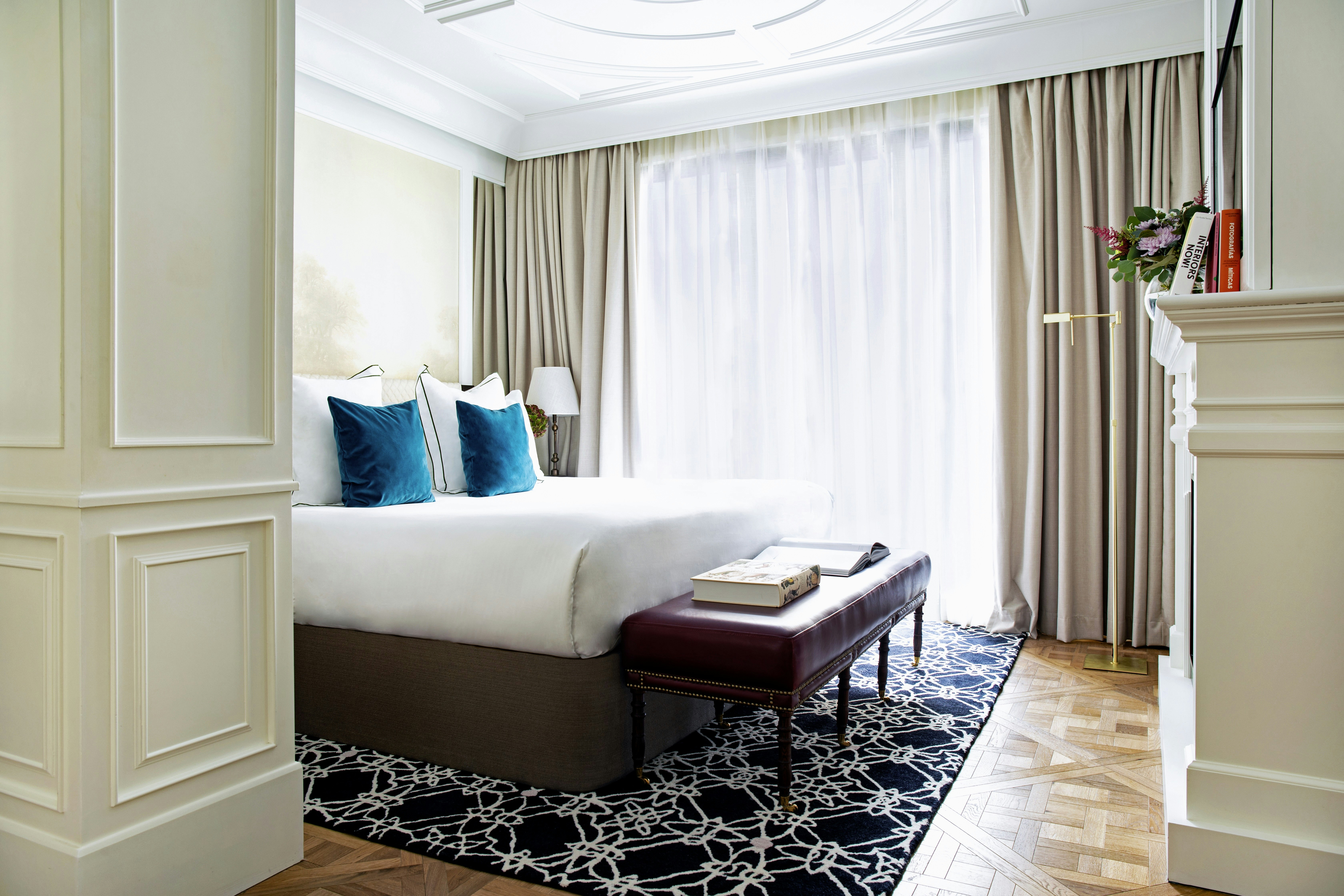 Divine, Suite, Terrace