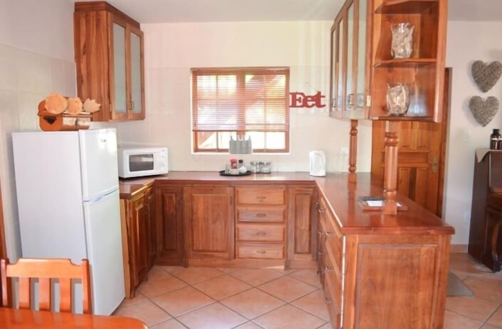 Aan De Bergen Guesthouse South Africa 9/37
