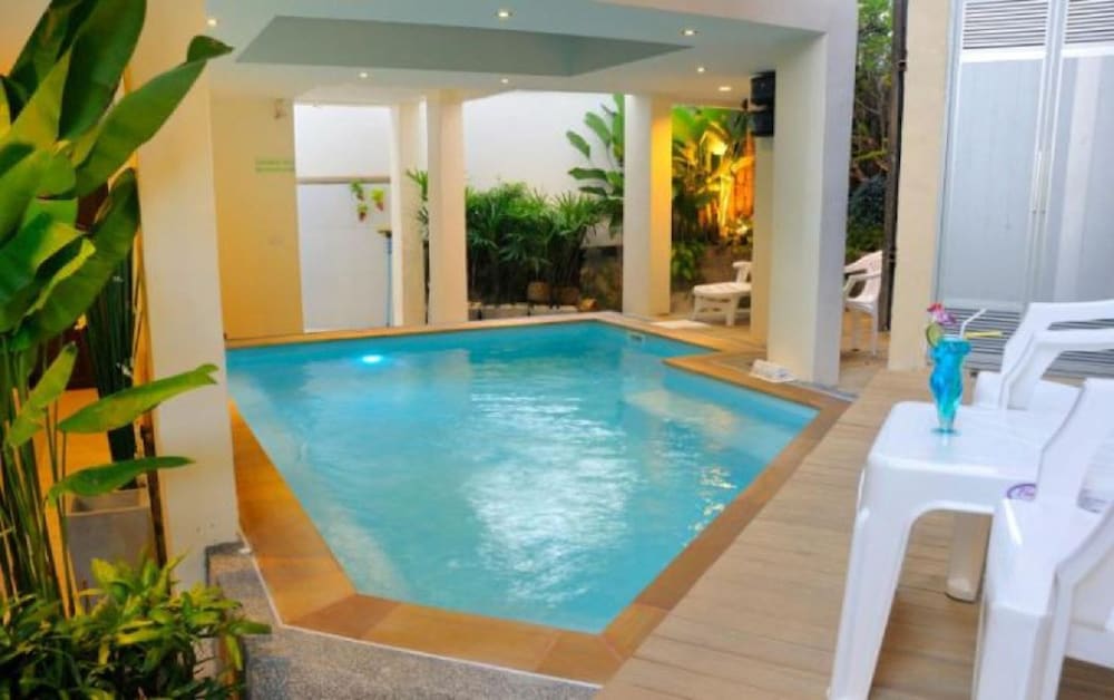 The Wave Hotel Patong 73/73