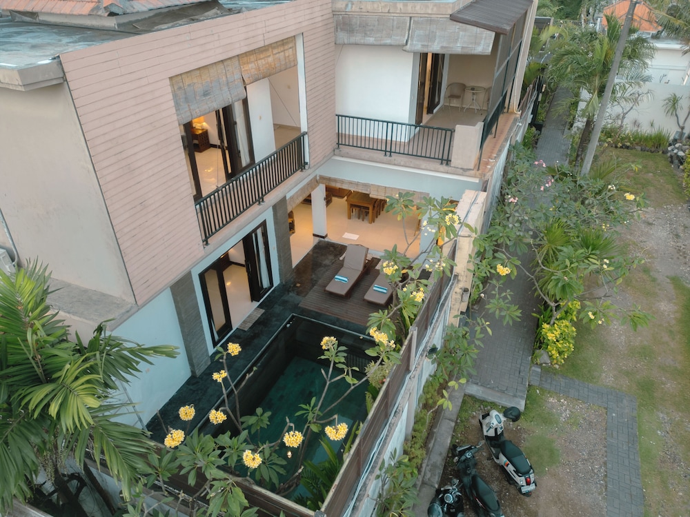 Villa Raka 3/50