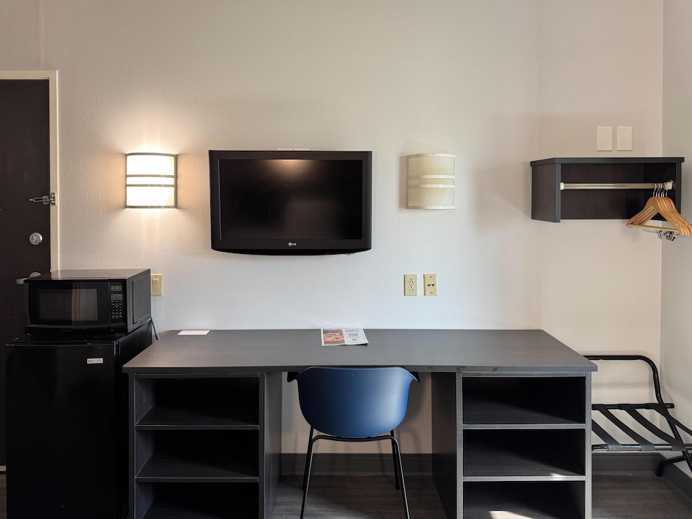 Motel6 Joliet, IL - Chicago - I-55 46/57
