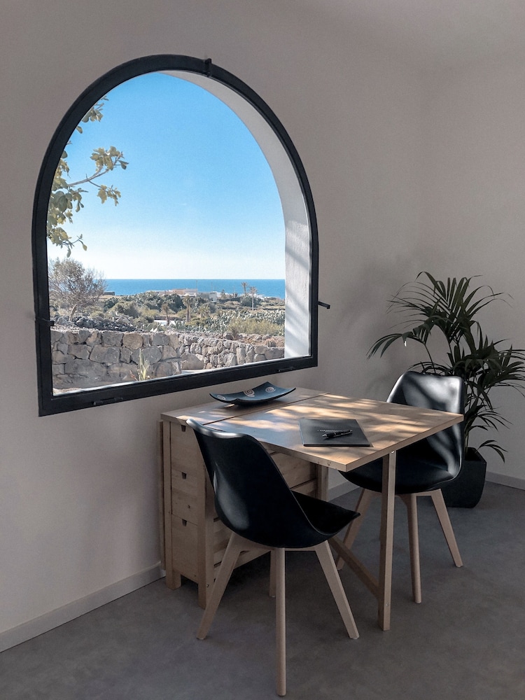 I Dammusini Di Pantelleria 24/50