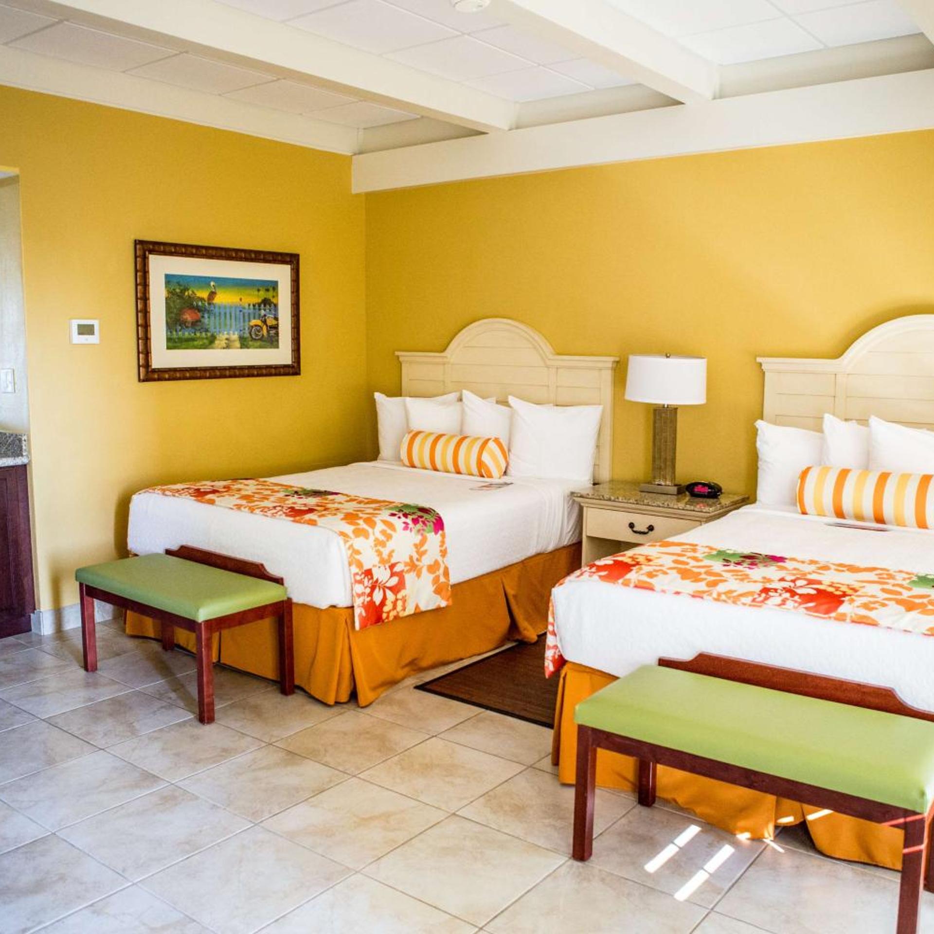Room, 2 Queen Beds, Harbour Side, Bathtub, Accessible
