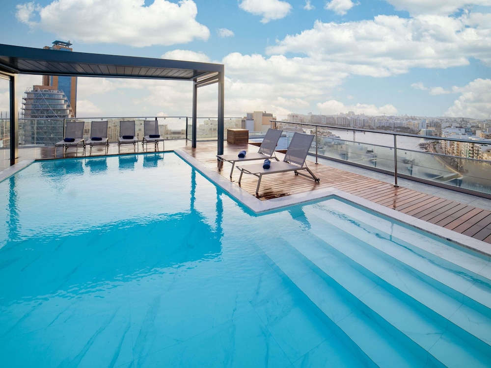 Mercure St. Julian s Malta 35/69