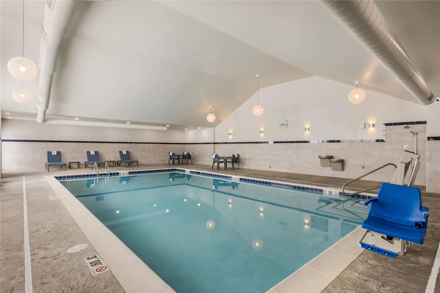 MainStay Suites Gaylord 33/46