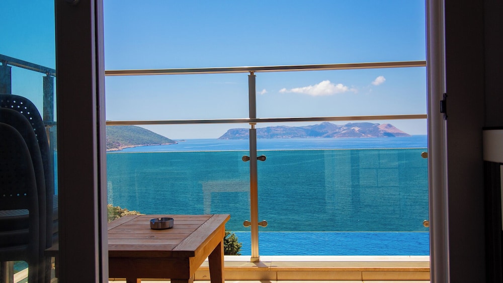 Kas Maki Hotel 26/50