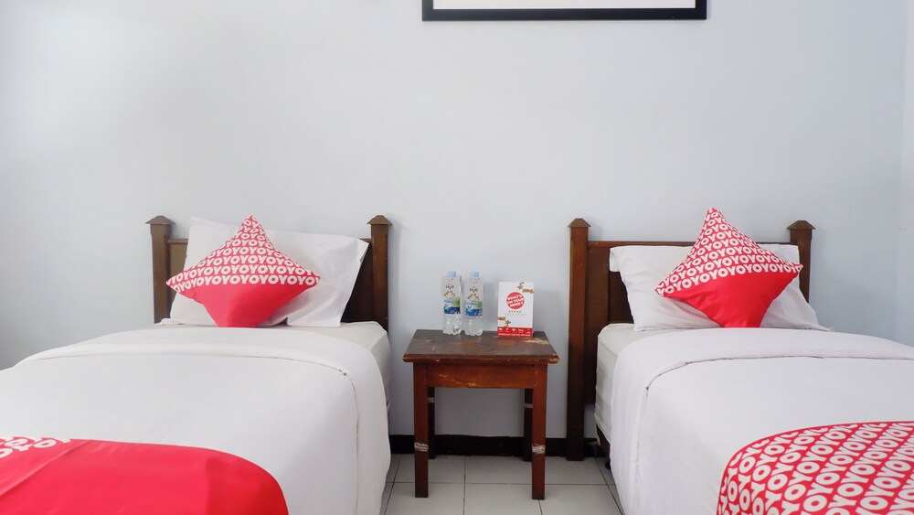 Hotel O Arjosari Near Plaza Araya Formerly Hotel Nugraha 40/50