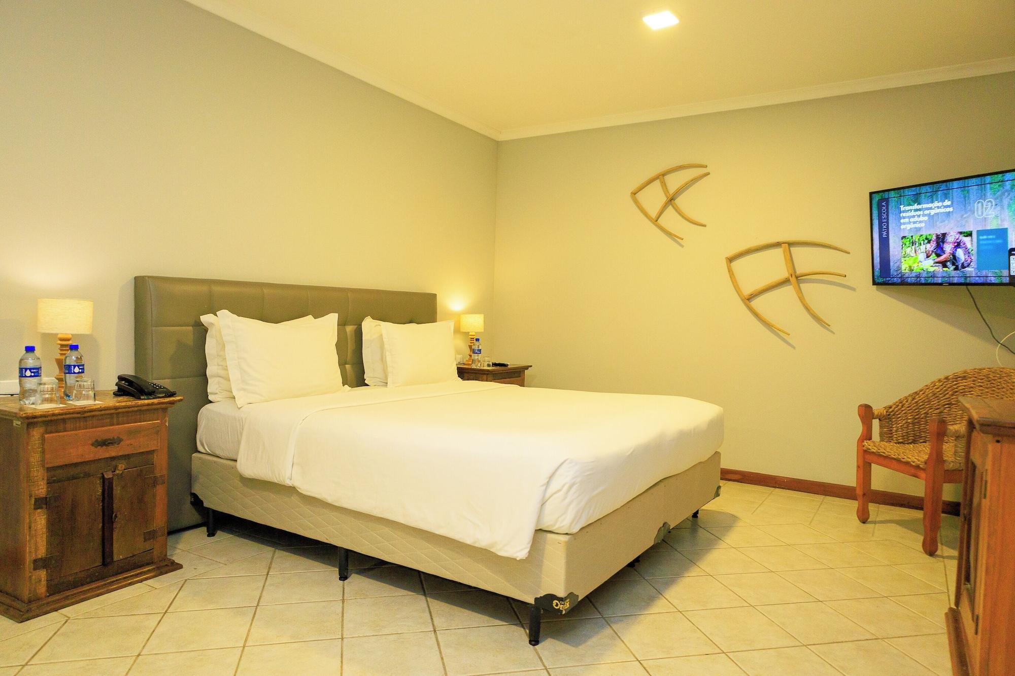 Room, Triple, Double and Twin Beds, Sea Front, Main Building، Vila Angatu Eco Resort and Spa 2/9