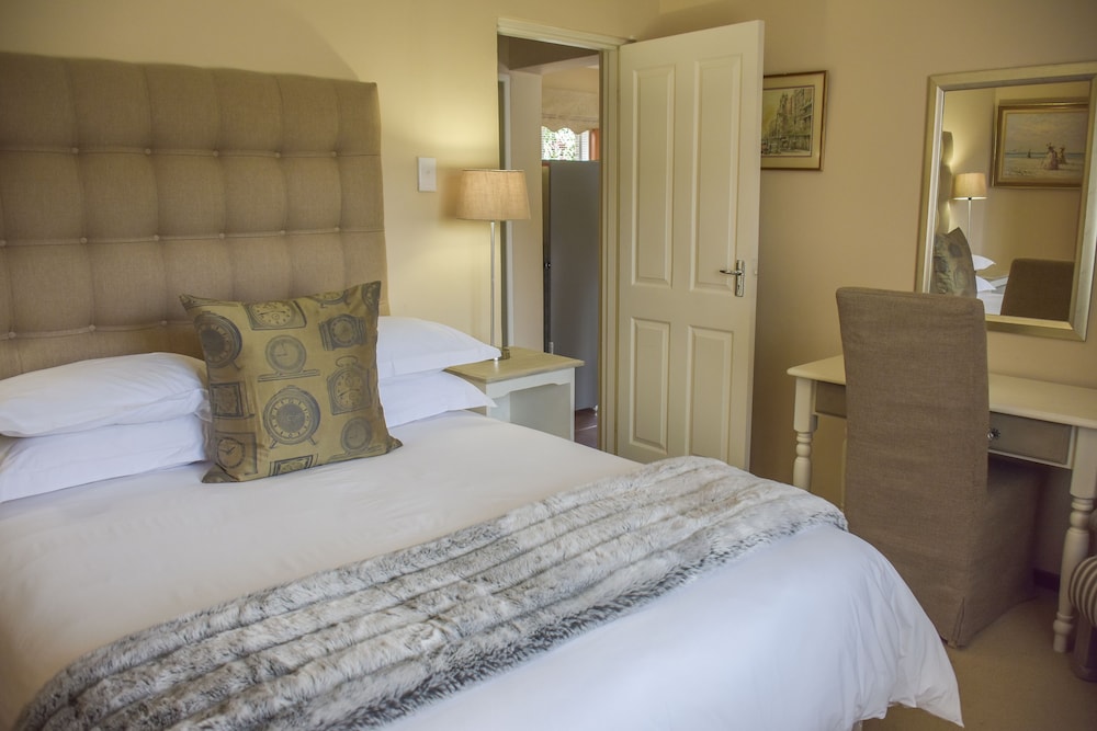 Clarens Retreat 11/37