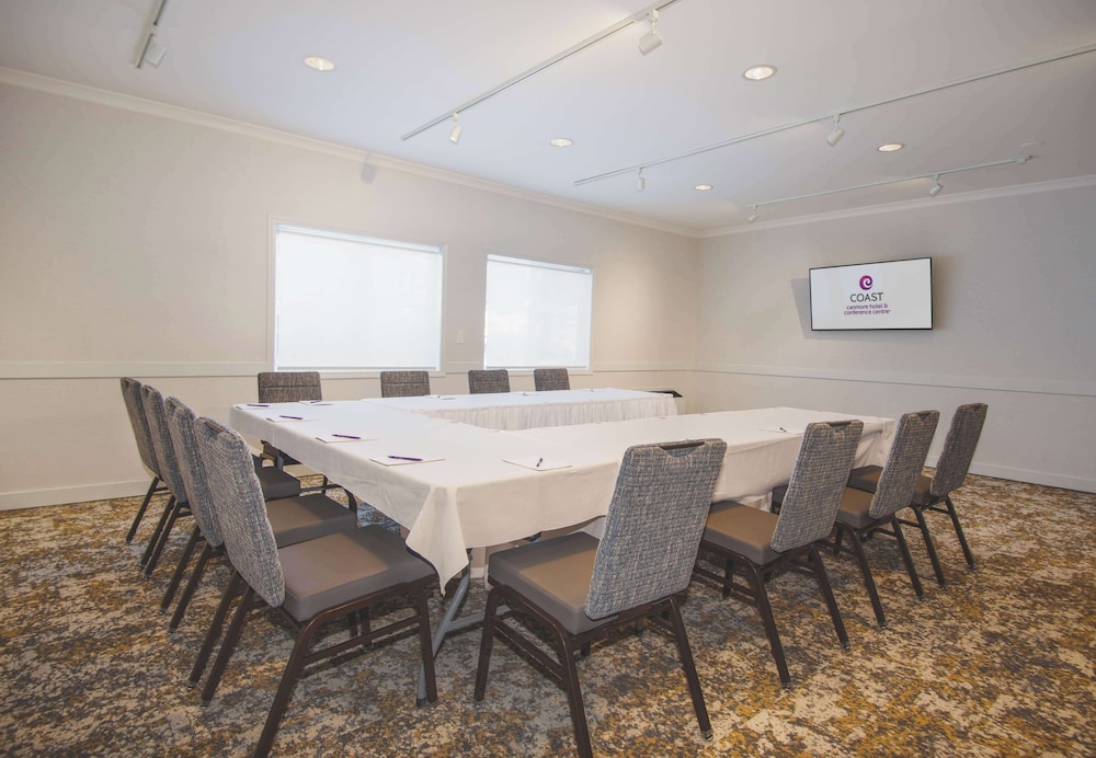 Coast Canmore Hotel Conference Centre 38/49