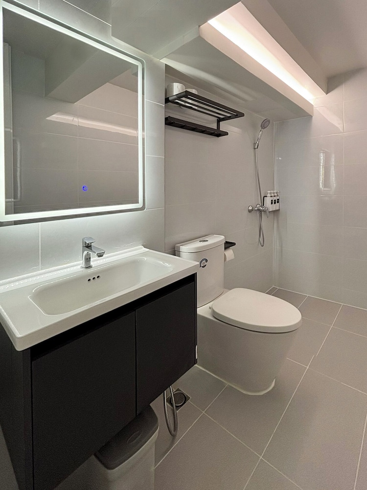 MONOMER HOSTEL BANGKOK 47/50