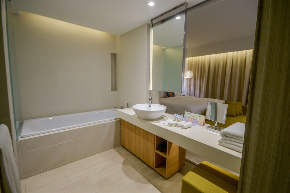 Hue Hotels and Resorts Puerto Princesa Managed by HII 67/67