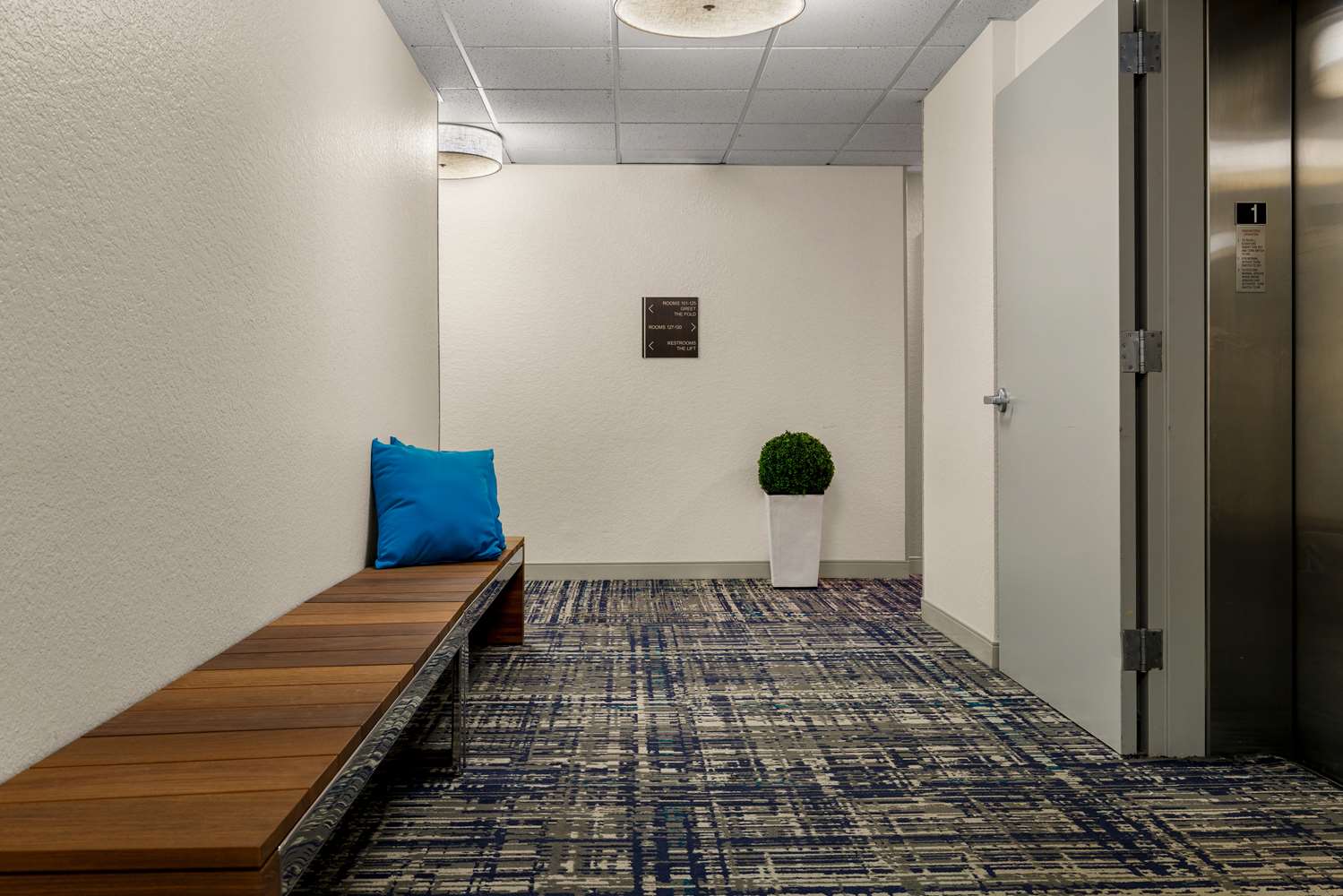 Sonesta Simply Suites Irvine East Foothill 14/20