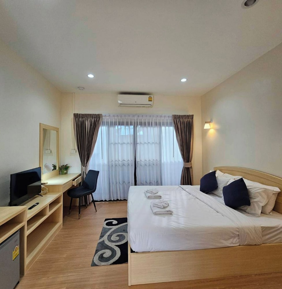 Mercy Hostel 16/55