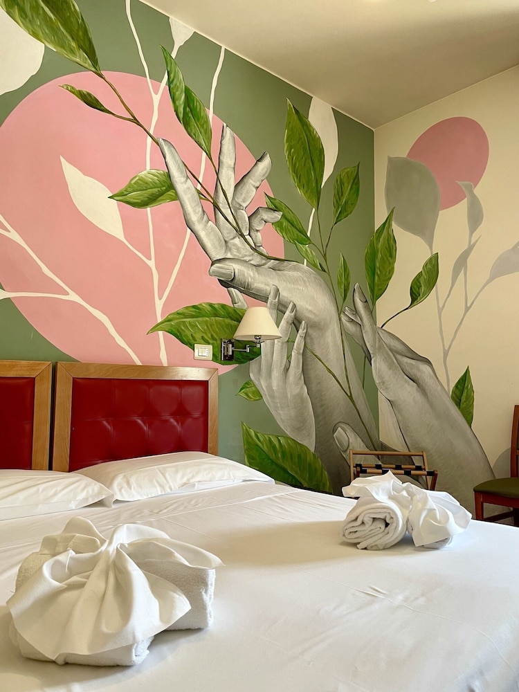 Arca Hotel 26/66