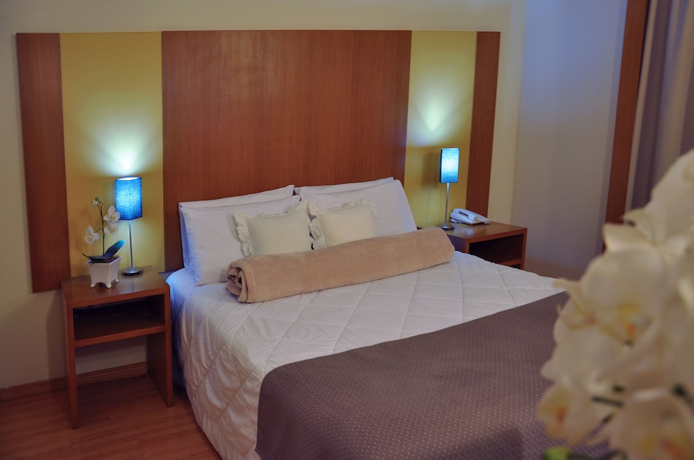 CEGIL HOTEL BOULEVARD 27/71