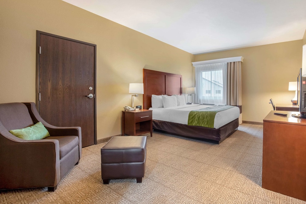 Comfort Inn Willow Springs 8/31