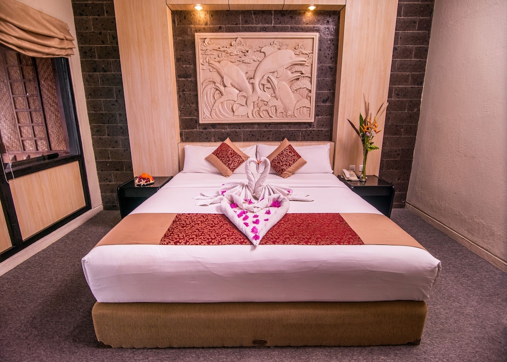 Nugraha Lovina Seaview Resort & Spa 9/69