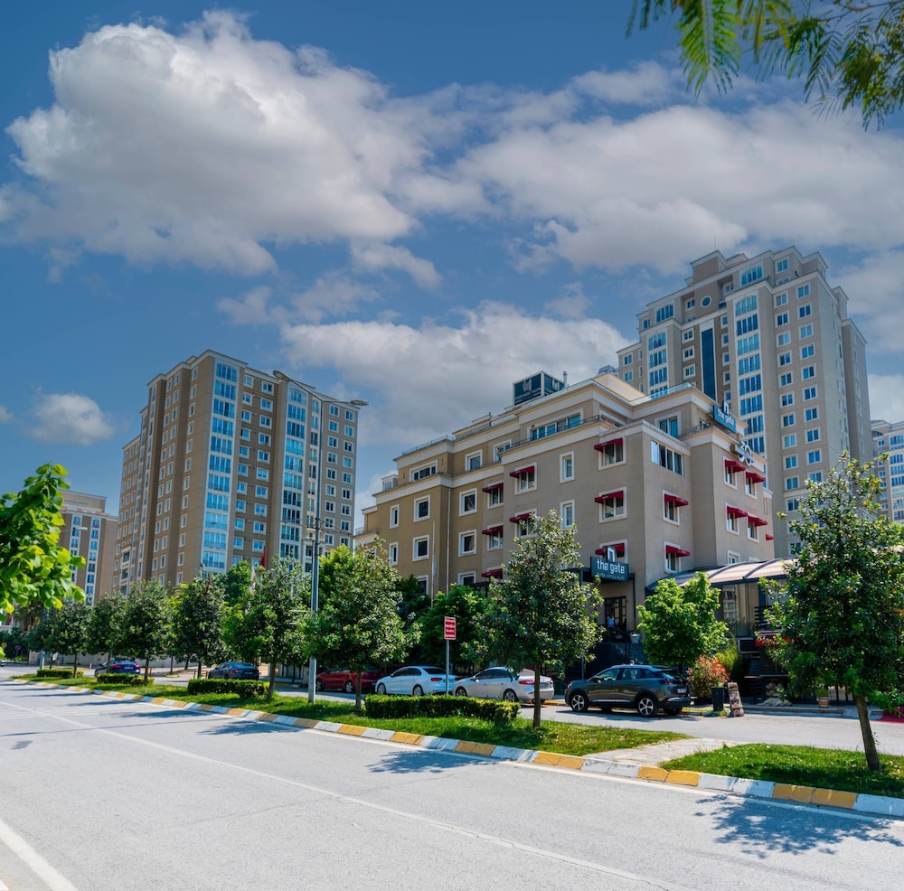 The Gate Atasehir Finance Centre 40/50