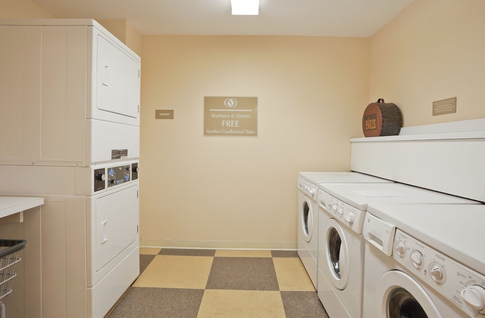 Candlewood Suites Lafayette- River Ranch 44/58