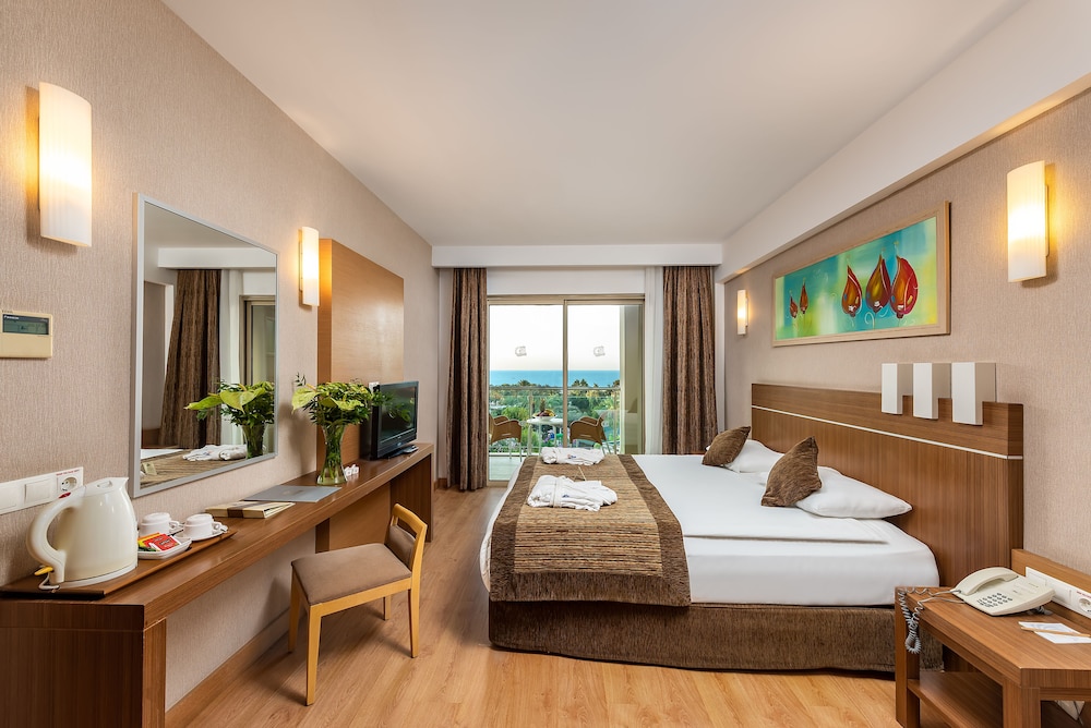Sunis Kumkoy Beach Resort Hotel and Spa 15/50