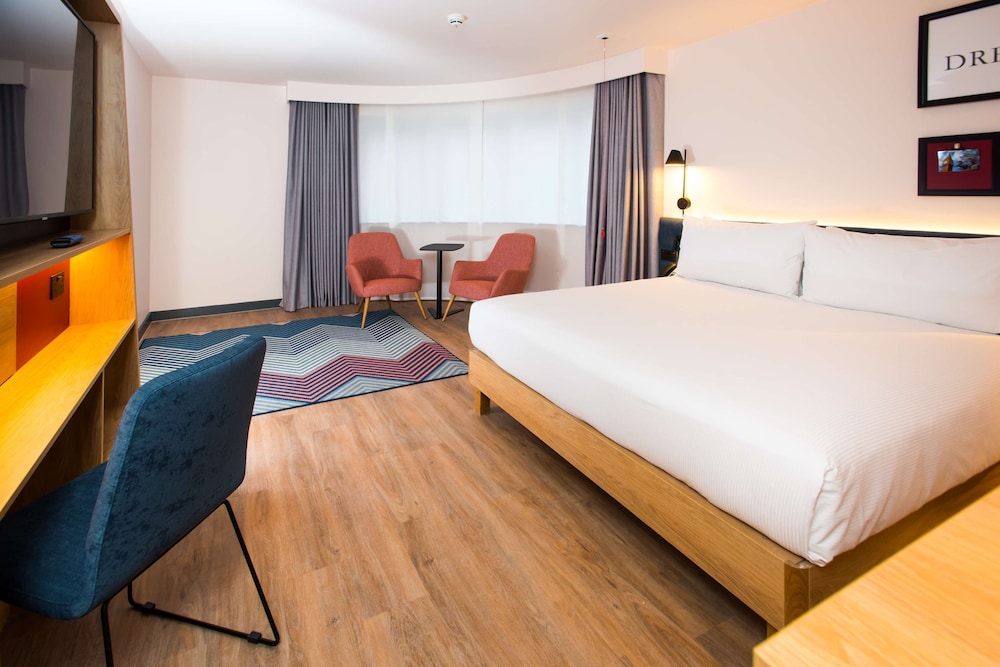 ROOM, KING BED, ACCESSIBLE