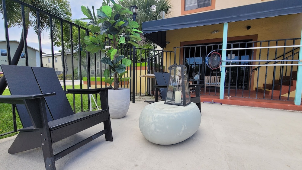 Sunny Palms Inn 15/31