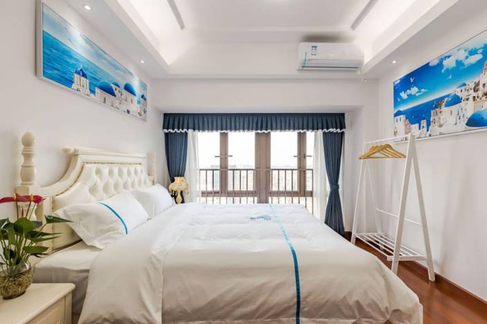 Superior, Queen Bed