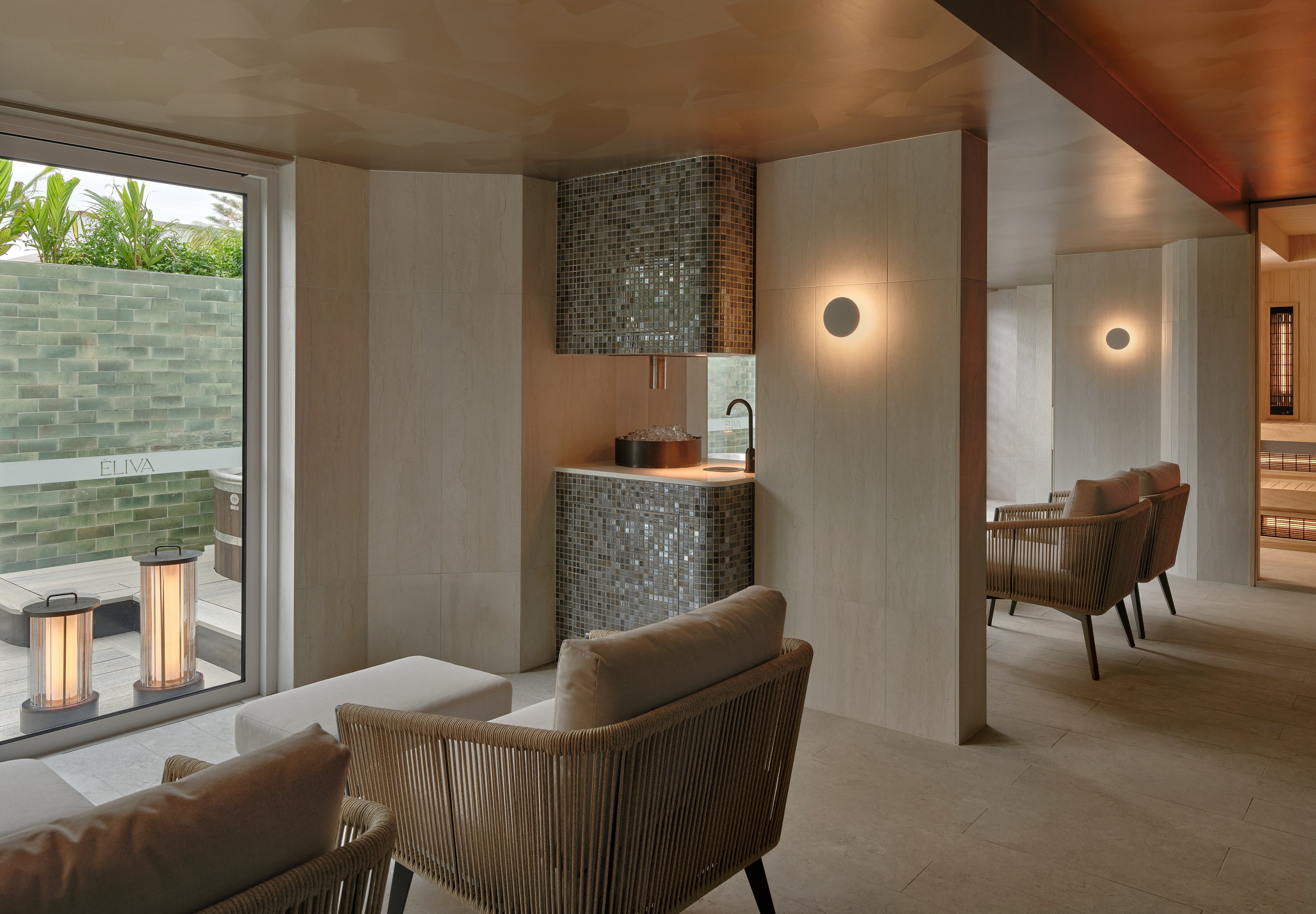 InterContinental Sydney Coogee Beach by IHG 43/80