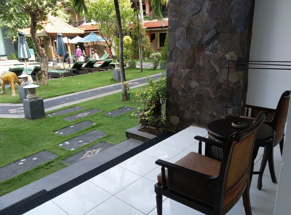 La Walon Hotel 47/48