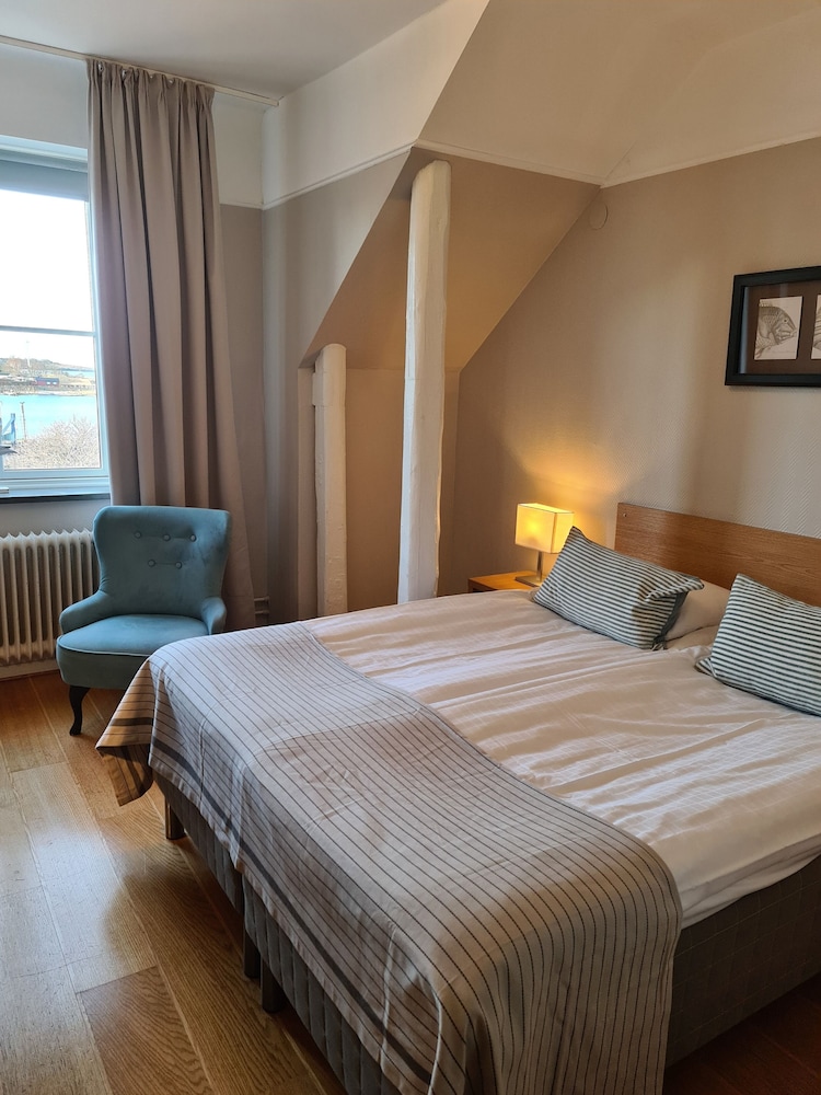 غرفة بسرير مزدوج، Hamnhotellet Kronan 3/10