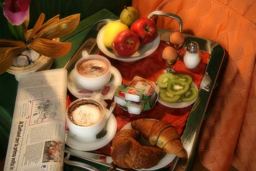 Bologna Hotel 21/28