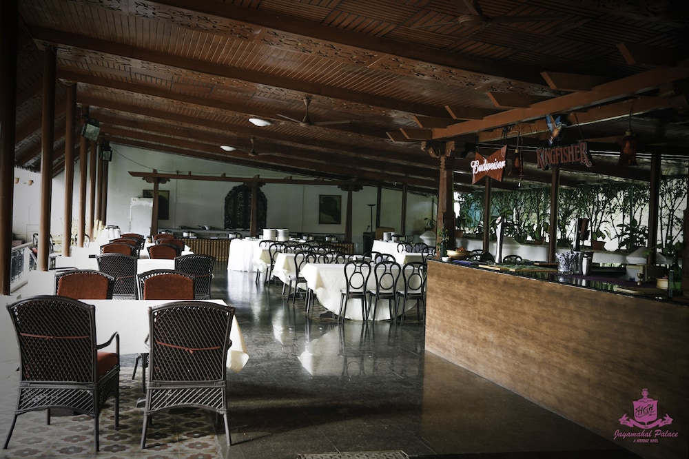 Jayamahal Palace Hotel 51/68