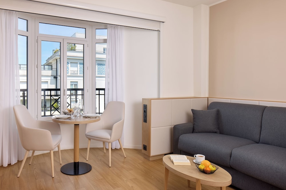 Quality Aparthotel Val d Europe 24/38