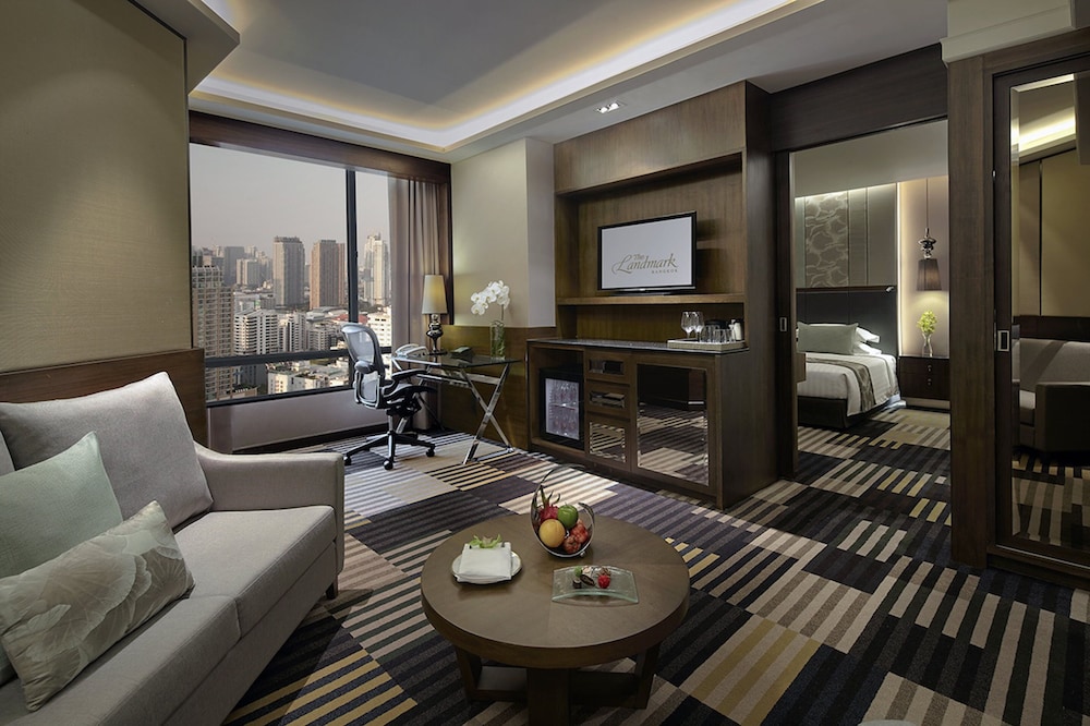 The Landmark Bangkok Hotel 56/73