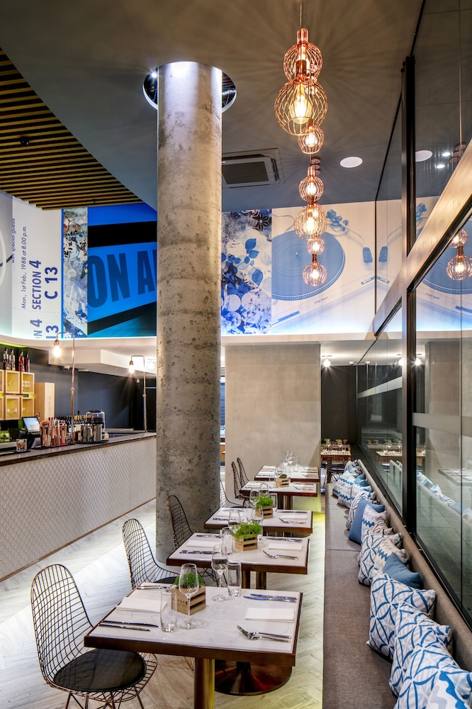 Rydges Perth Kings Square 50/63