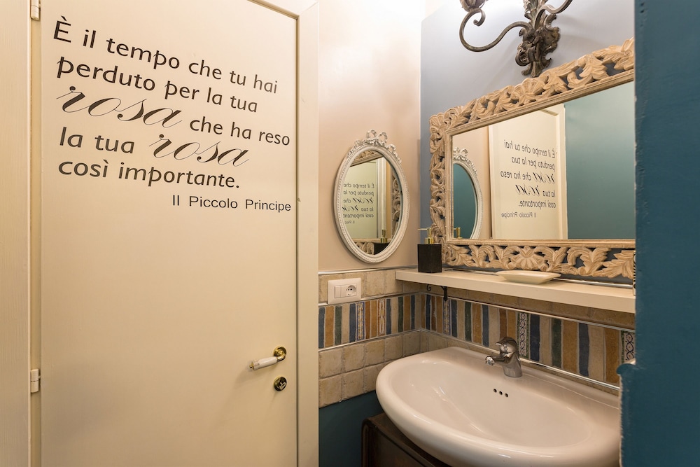 Rome as you feel - Vicolo delle Grotte 21/21